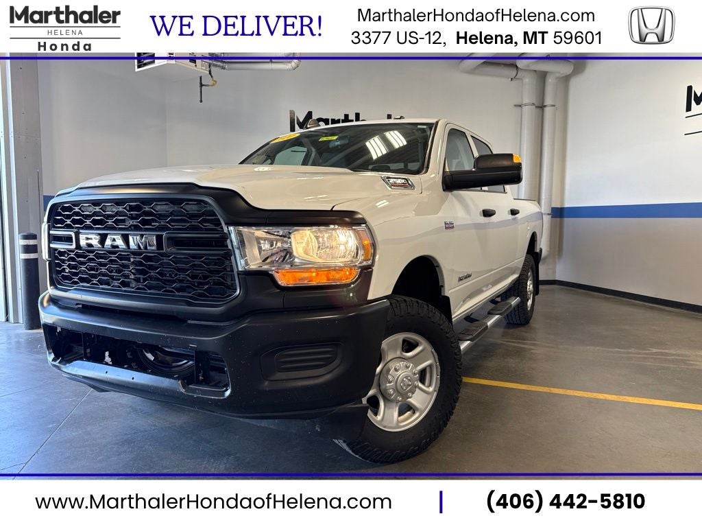 2020 RAM 2500 Tradesman 6.4 GAS Level 2 Equip Grp in Bright White Clearcoat — front three-quarter view