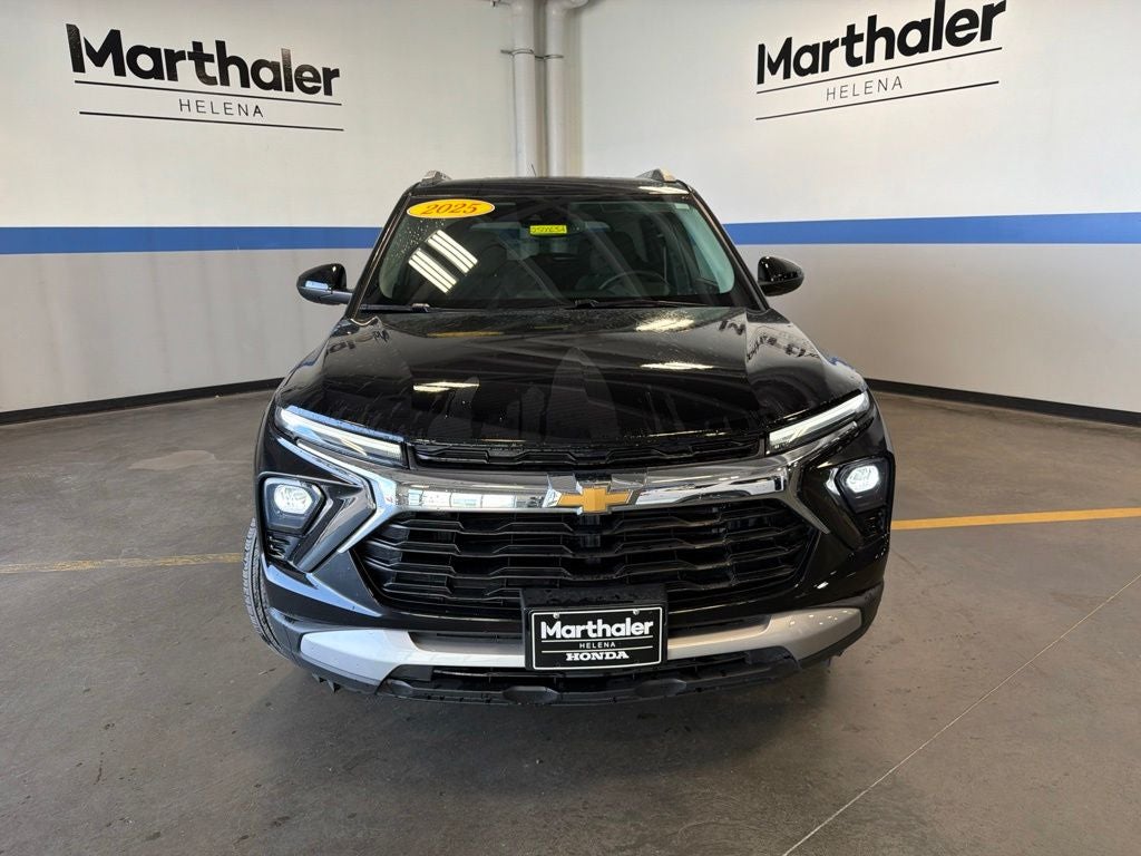 2025 Chevrolet TrailBlazer — side profile view